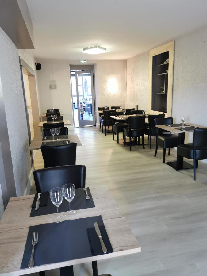 Le P'Tit Bouchon Otel Rambervillers Dış mekan fotoğraf