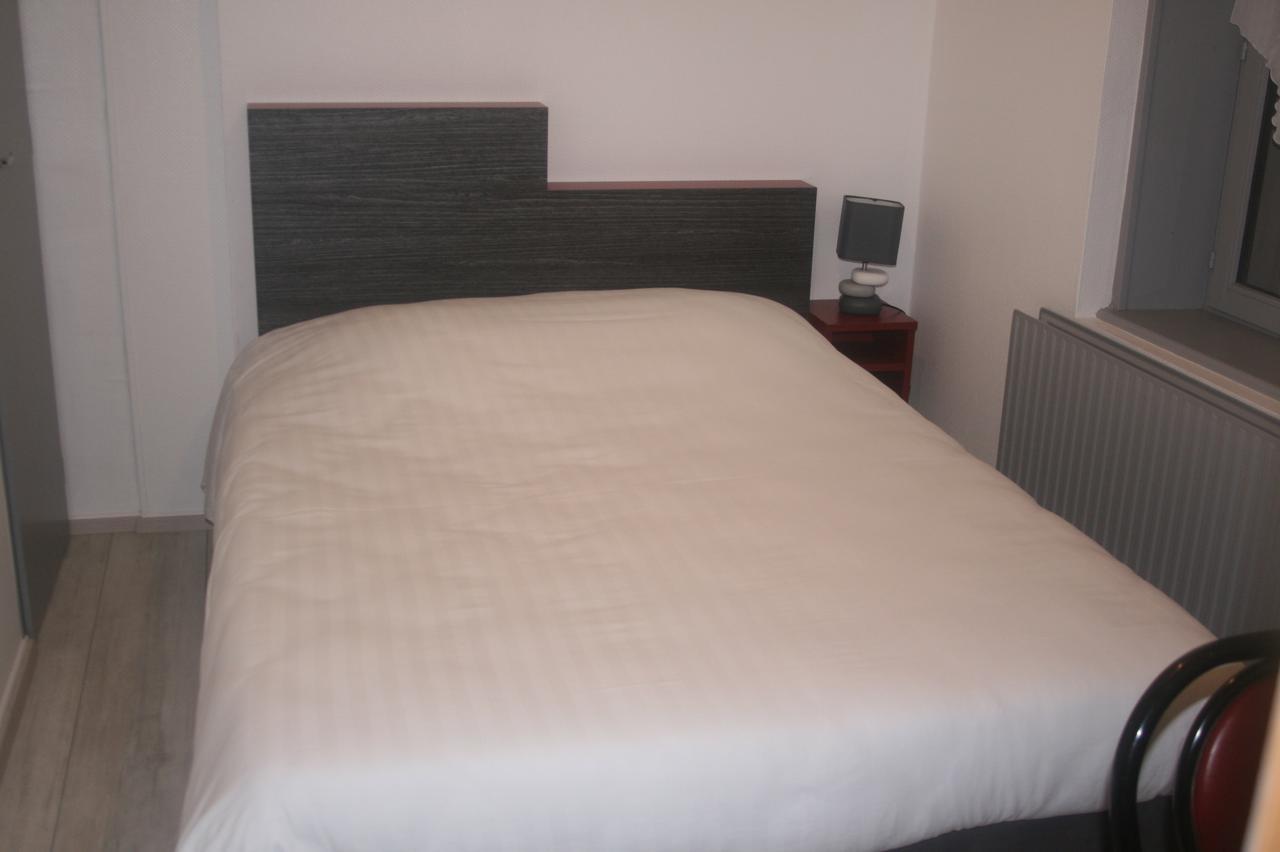 Le P'Tit Bouchon Otel Rambervillers Dış mekan fotoğraf